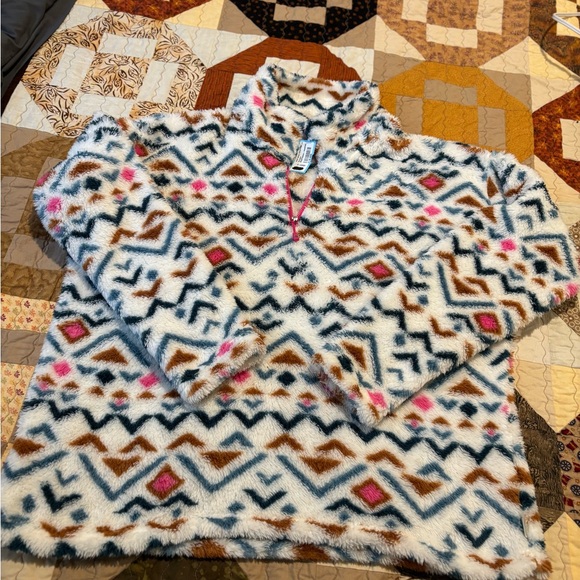 Eddie Bauer Multicolor Geometric Cowl Sweater. - Picture 4 of 15